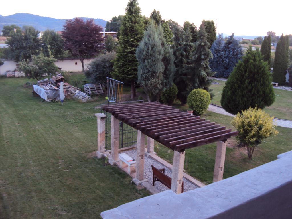 Castle Kaštieľ Kotešová Kotesova Quarto foto