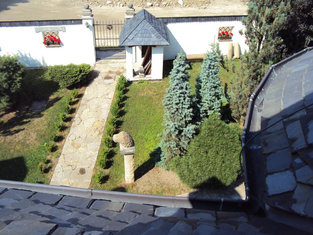 Castle Kaštieľ Kotešová Kotesova Quarto foto