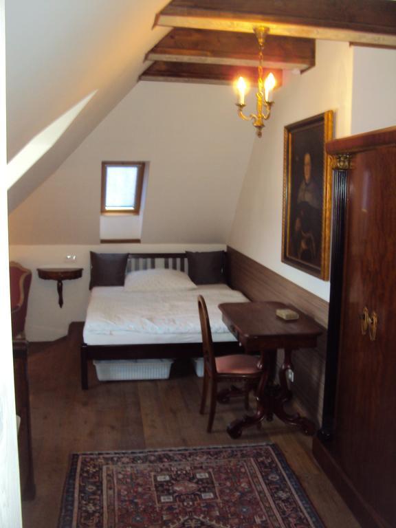 Castle Kaštieľ Kotešová Kotesova Quarto foto