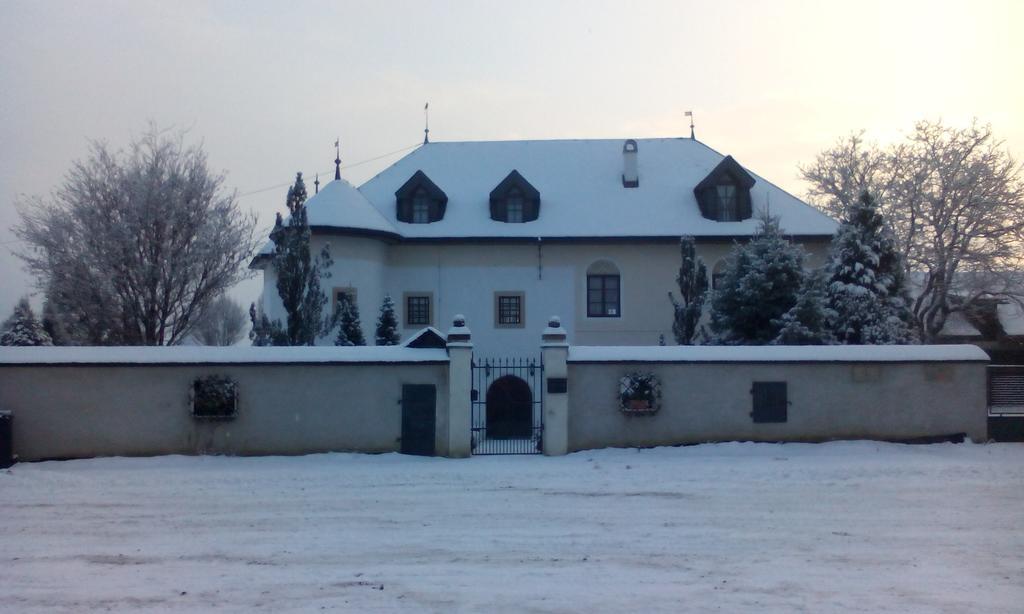 Castle Kaštieľ Kotešová Kotesova Exterior foto