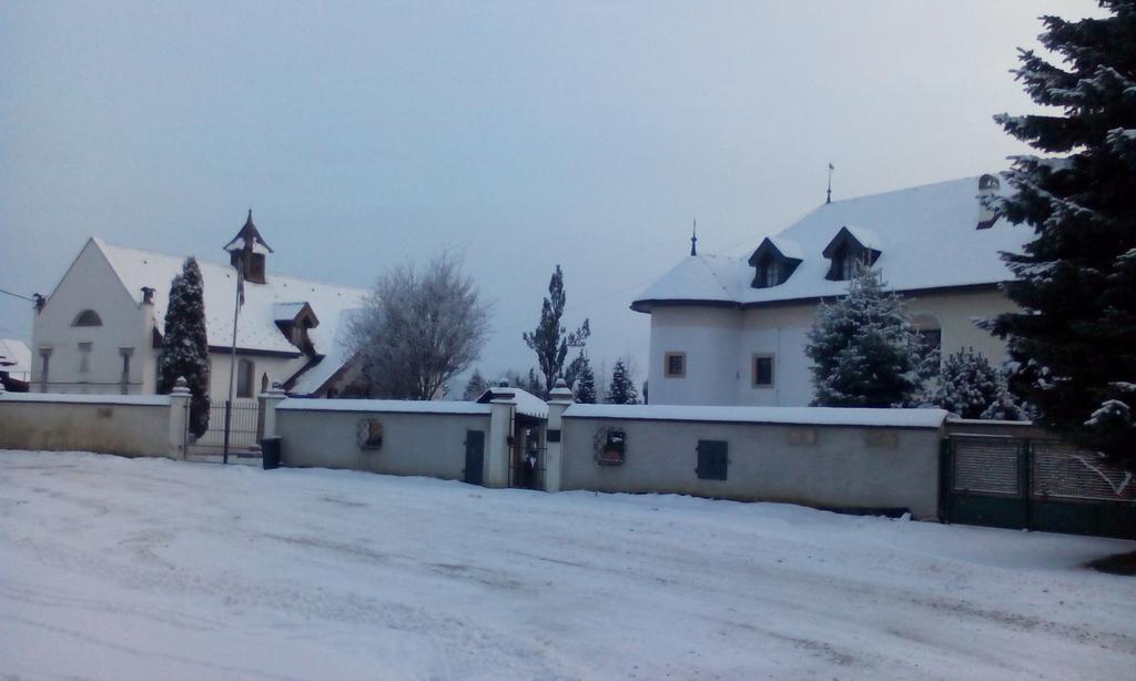 Castle Kaštieľ Kotešová Kotesova Exterior foto